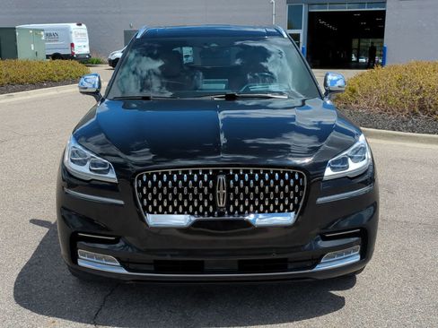 Used 2021 Lincoln Aviator Black Label w/ Dynamic Handling Package AWD/4WD image 3
