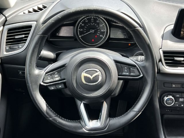 Used 2017 MAZDA MAZDA3 Touring FWD image 27