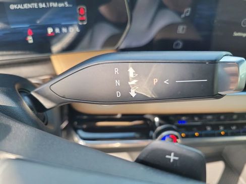 Used 2026 Chevrolet Equinox ACTIV w/ Convenience Package III image 24