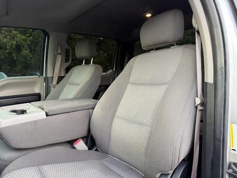 Used 2017 Ford F250 XLT w/ XLT Value Package AWD/4WD image 13