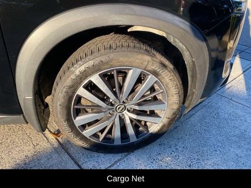 Used 2022 Nissan Pathfinder Platinum w/ Lighting Package (N92) image 16