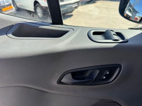 Used 2021 Ford Transit 250 Low Roof AWD image 17