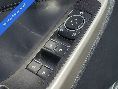 Certified 2022 Ford Explorer XLT w/ Equipment Group 202A AWD/4WD image 8