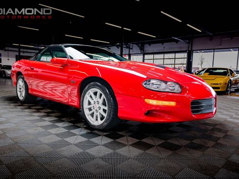 Used 2002 Chevrolet Camaro Z28 w/ SS Performance/Appearance Pkg image 19