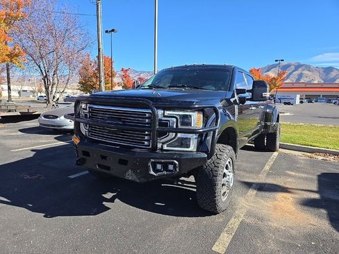 Used 2022 Ford F450 Limited w/ FX4 Off-Road Package image 3