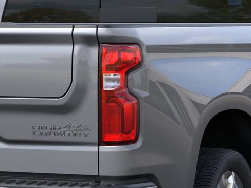 New 2026 Chevrolet Silverado 1500 High Country w/ High Country Premium Package image 12