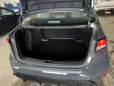 Used 2023 Toyota Corolla SE image 13