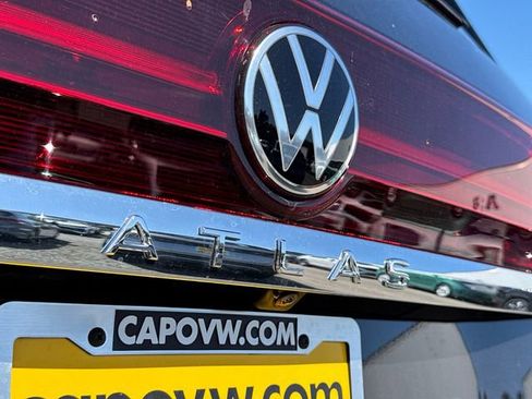 New 2026 Volkswagen Atlas SE image 16