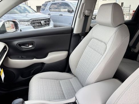 New 2026 Honda HR-V LX image 15