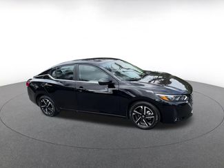 Used 2025 Nissan Sentra SV FWD video 2