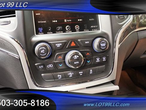 Used 2014 Jeep Grand Cherokee SRT8 w/ Luxury Group II AWD/4WD image 20
