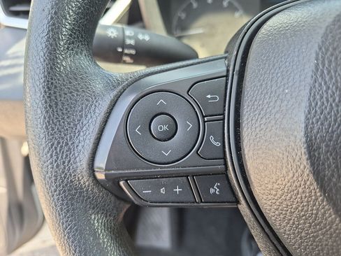Used 2024 Toyota Corolla LE FWD image 17