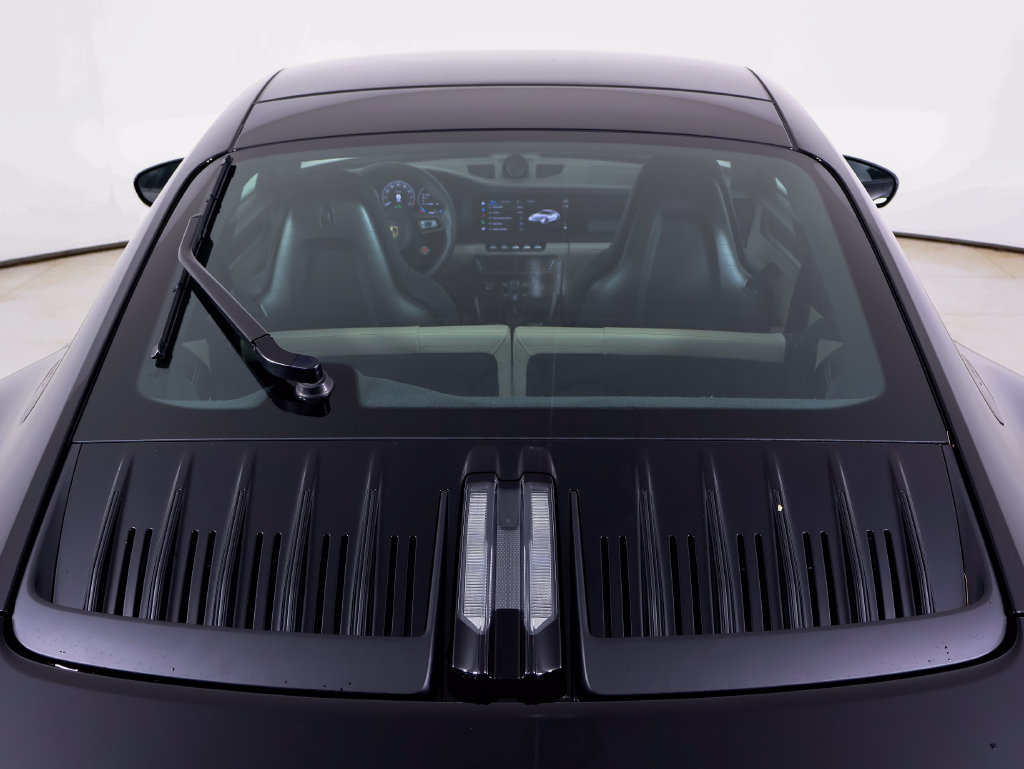 Certified 2025 Porsche 911 Carrera GTS RWD image 11