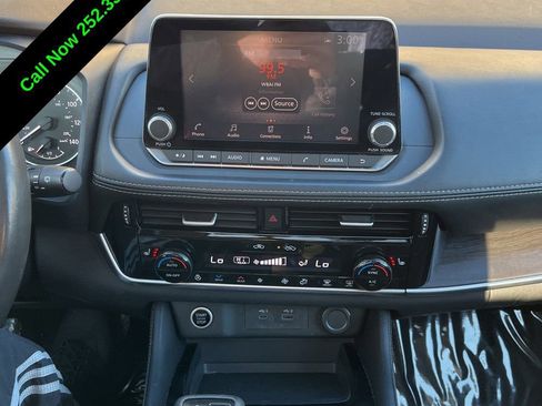 Used 2021 Nissan Rogue SL image 6