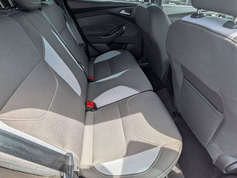 Used 2017 Ford Focus ST FWD image 21
