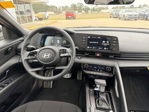 New 2026 Hyundai Elantra Sport image 5
