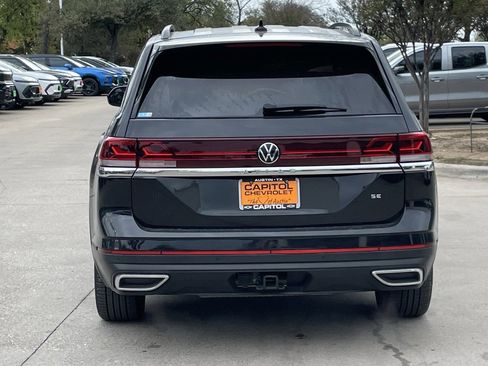 Used 2025 Volkswagen Atlas SE image 5