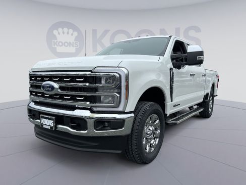 New 2026 Ford F250 Lariat w/ Chrome Package AWD/4WD image 1