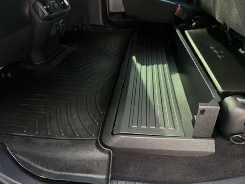 Certified 2023 Ford F150 Raptor w/ Raptor 37 Performance Package AWD/4WD image 50