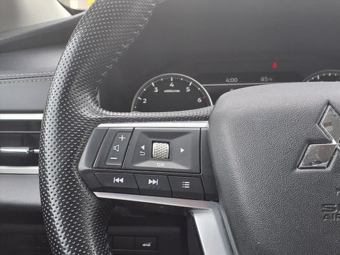 Used 2024 Mitsubishi Outlander Ralliart AWD/4WD image 25