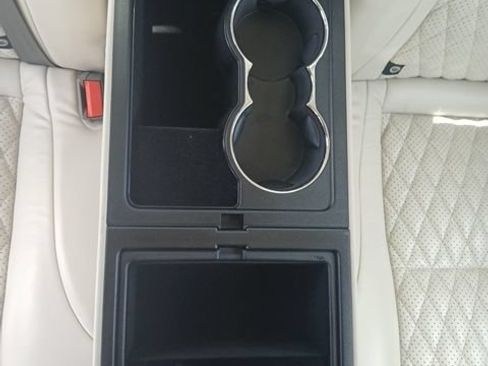 Used 2016 Jaguar XJ L Portfolio AWD/4WD image 13