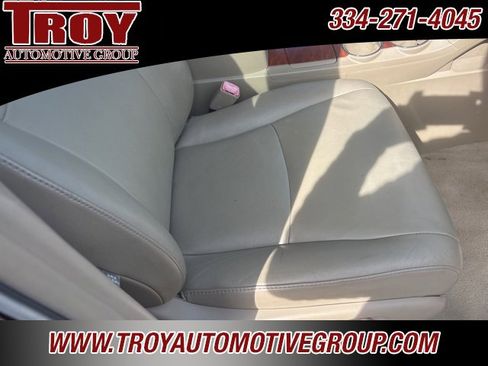 Used 2010 Toyota Highlander Limited image 15