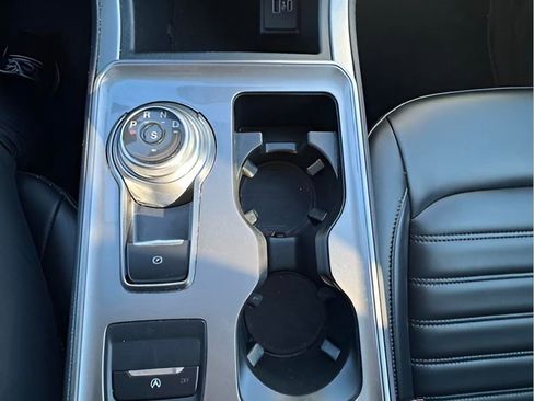 Certified 2023 Ford Edge SEL image 18