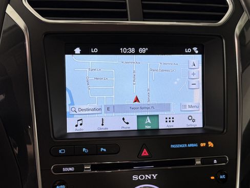 Certified 2018 Ford Explorer Platinum image 20