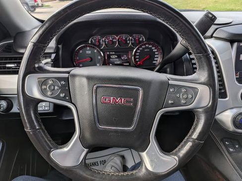 Used 2016 GMC Yukon XL SLT w/ Open Road Package AWD/4WD image 26