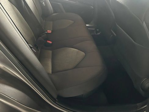 Used 2020 Toyota Camry LE FWD image 41