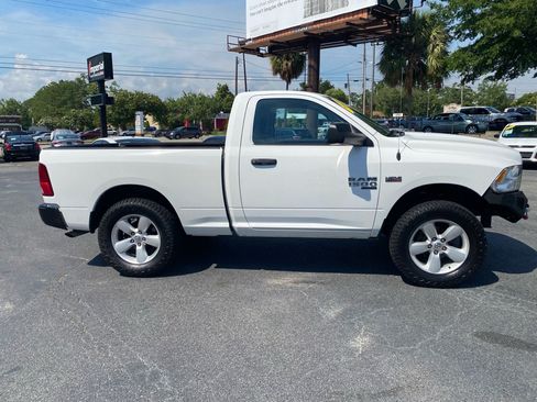 Used 2019 RAM 1500 Tradesman AWD/4WD image 9