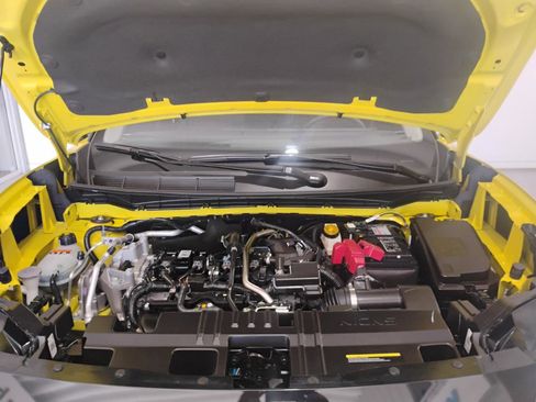 Used 2025 Nissan Kicks SR w/ Illumination Package image 86