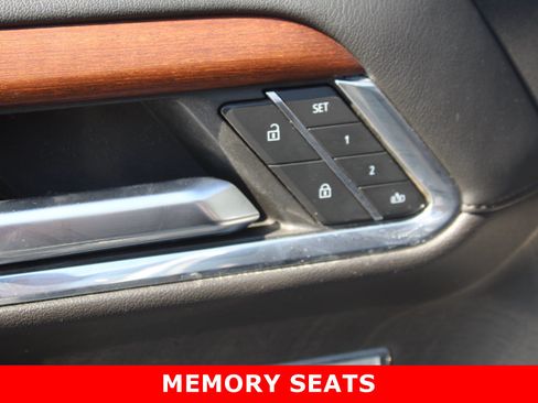 Used 2023 GMC Sierra 1500 Denali w/ Technology Package AWD/4WD image 13