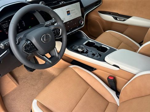 New 2026 Lexus RZ 450e AWD image 10