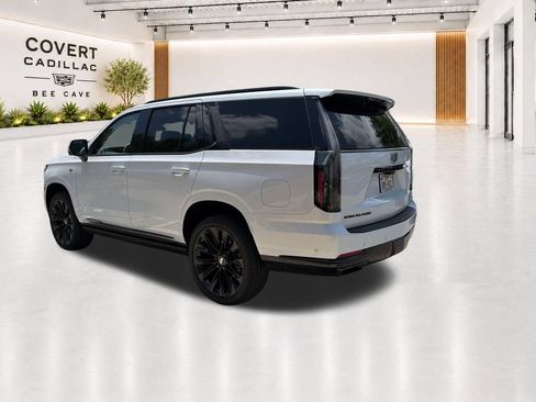Certified 2026 Cadillac Escalade Platinum Sport w/ LPO, ONYX Package AWD/4WD image 11