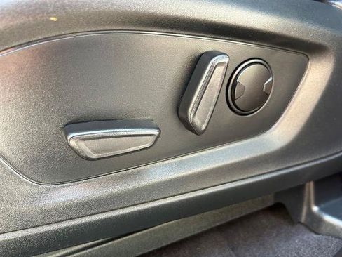 Certified 2023 Ford Explorer XLT w/ Equipment Group 202A RWD image 16