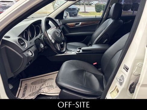 Used 2012 Mercedes-Benz C 250 Sedan image 15