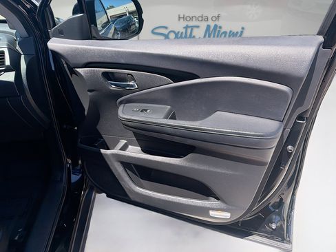 Certified 2022 Honda Pilot Elite image 34