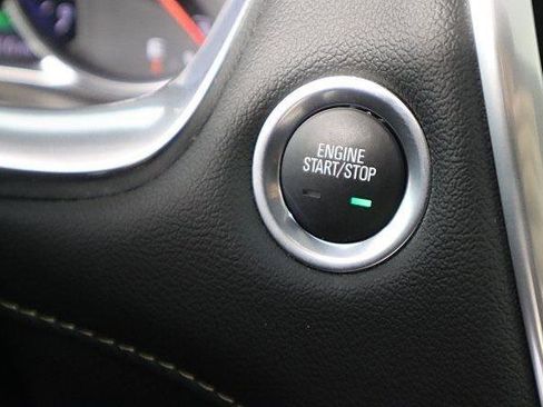 Used 2022 Chevrolet Traverse Premier image 30