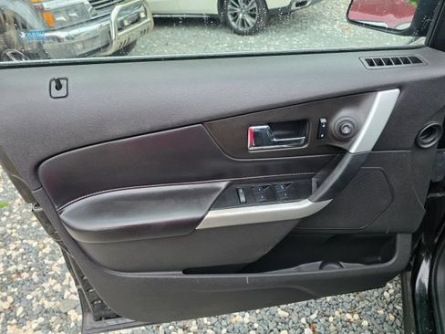 Used 2013 Ford Edge Limited AWD/4WD image 11