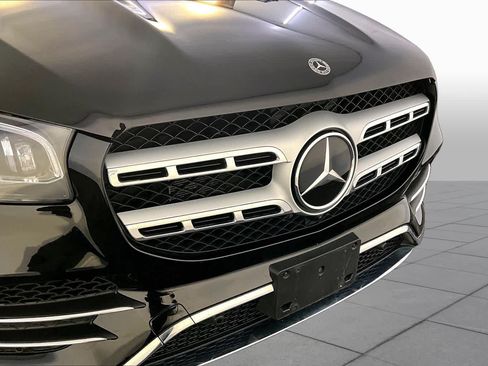 Used 2023 Mercedes-Benz GLS 580 4MATIC image 32