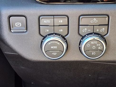 New 2026 GMC Sierra 1500 Elevation w/ Preferred Package image 18