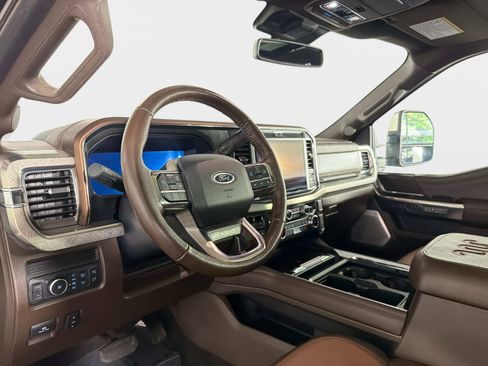 Used 2025 Ford F250 King Ranch w/ Chrome Package AWD/4WD image 41