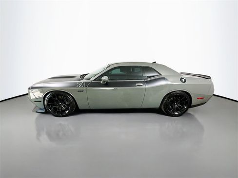 Used 2018 Dodge Challenger T/A image 5