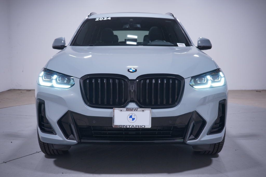Used 2024 BMW X3 sDrive30i w/ M Sport Package RWD image 4