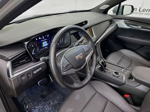 Used 2024 Cadillac XT5 Sportv w/ Technology Package image 11