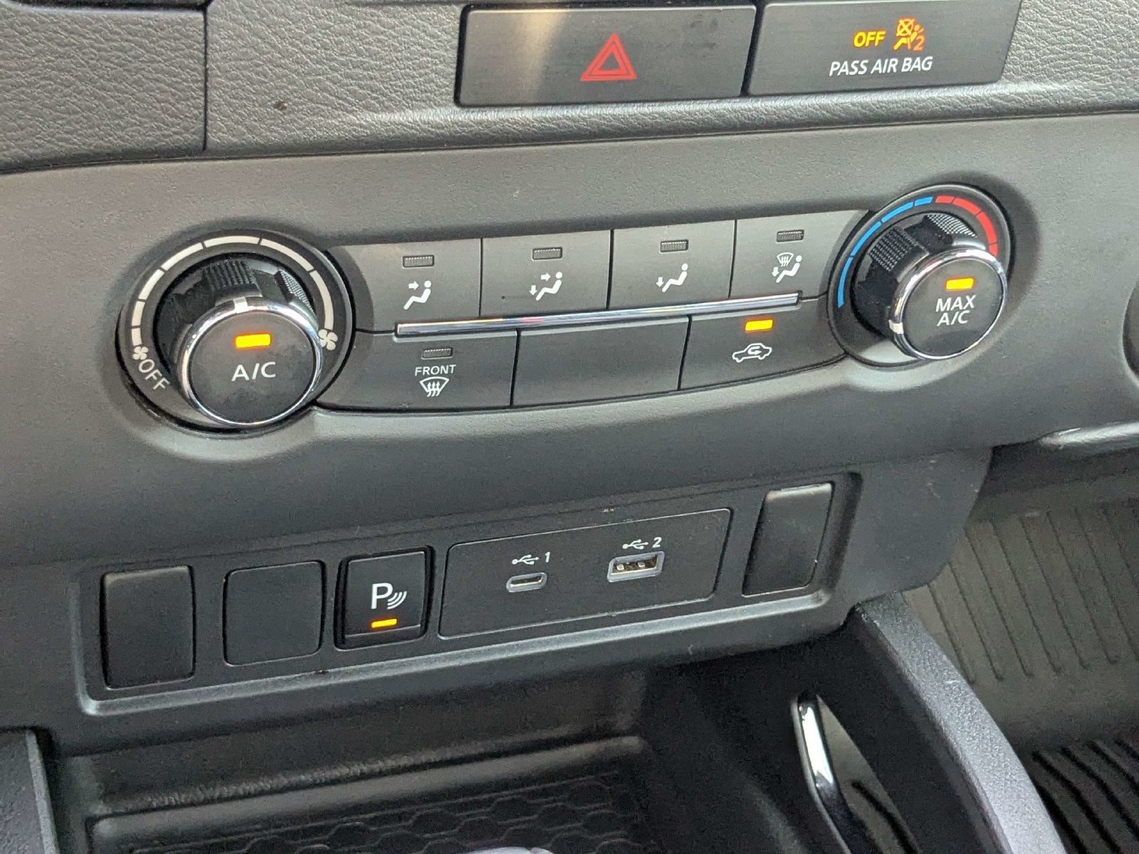 Used 2023 Nissan Frontier SV w/ Midnight Edition Package RWD image 24