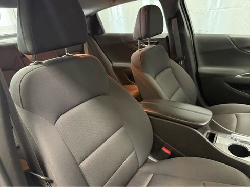 Used 2024 Chevrolet Malibu LT w/ Midnight Edition image 27