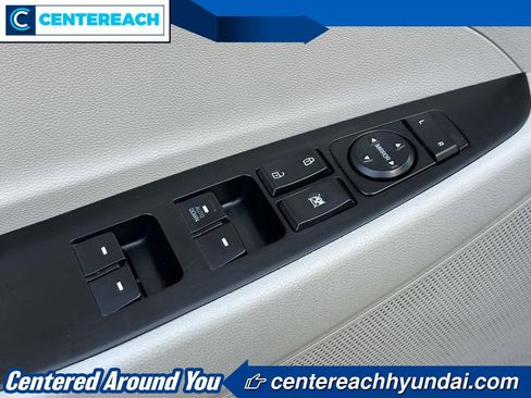 Used 2021 Hyundai Tucson SE image 14