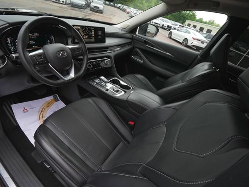Used 2025 INFINITI QX60 Luxe AWD/4WD image 16